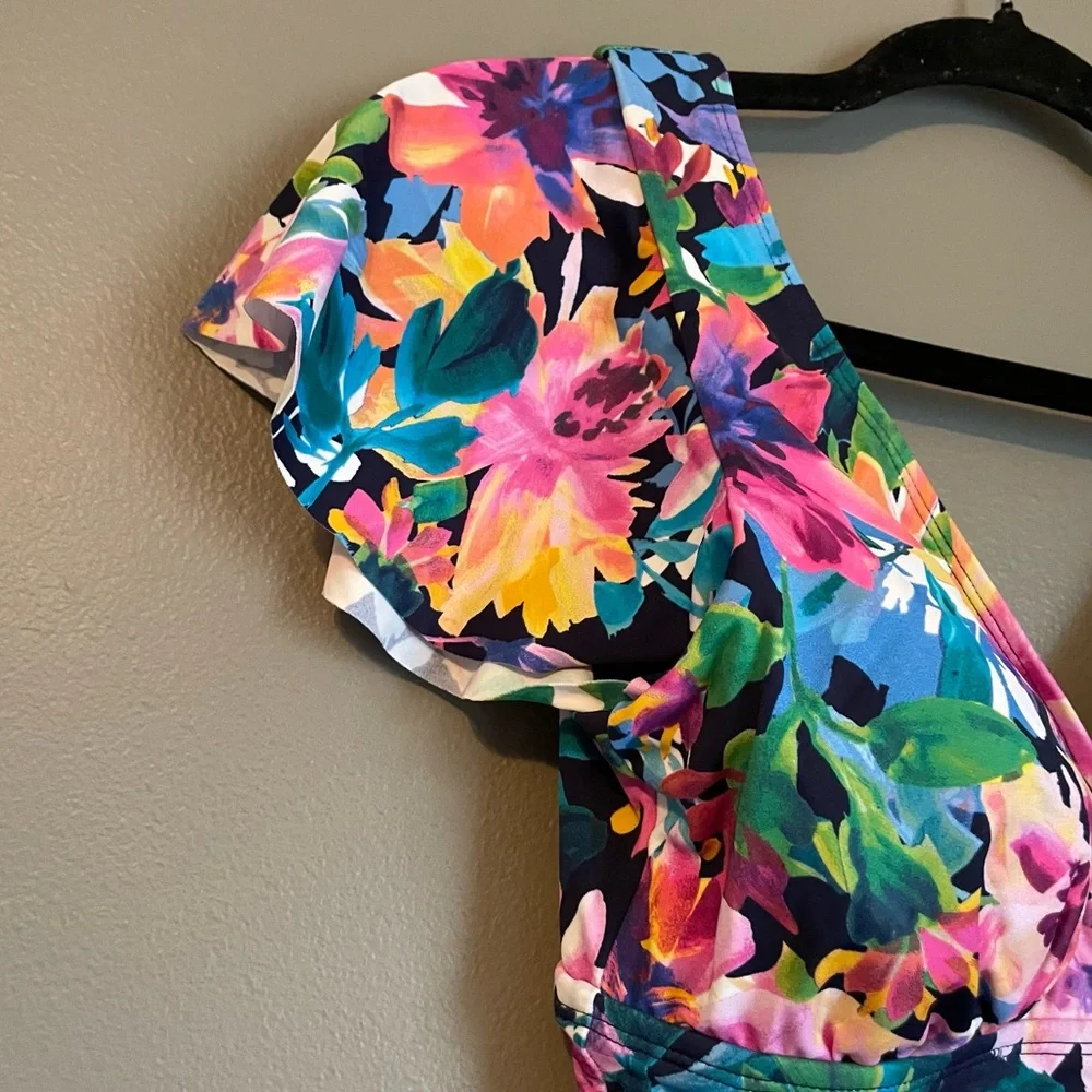 NWT Swim Solutions Sz 8 Garden Dreams Flutter Sleeve One-Piece Swimsuit Ret $102 - Picture 3 of 13